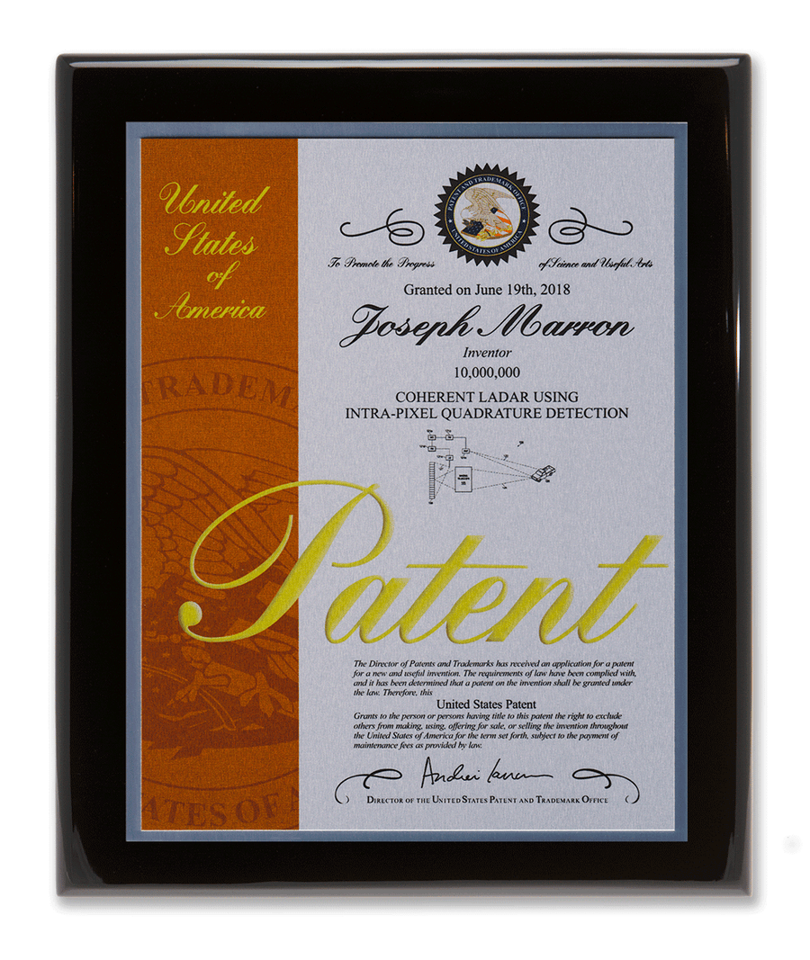 New Era Series Patent Plaque Piano Black Silver